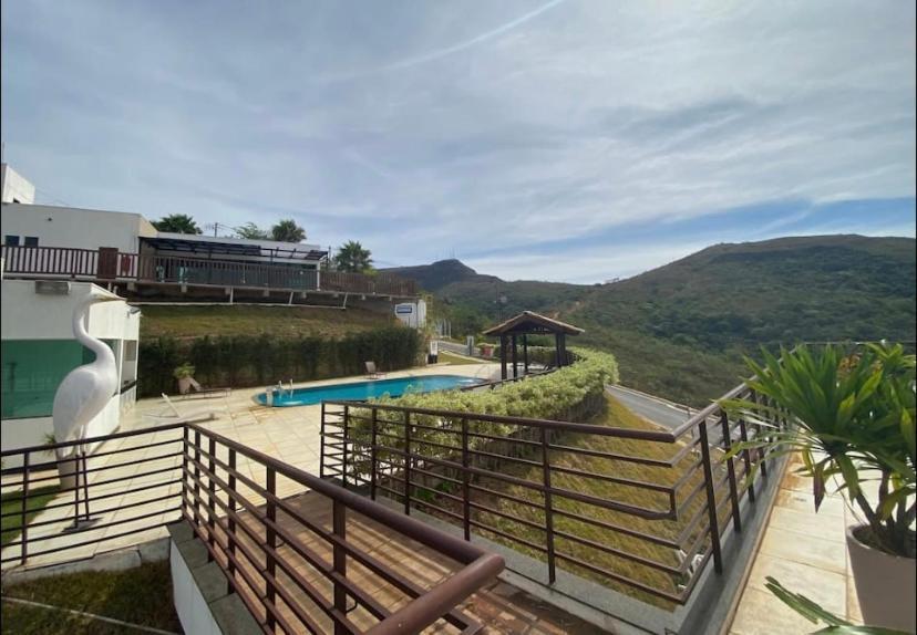 Casa Em Escarpas Do Lago Capitólio Exterior foto